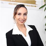 I work with students and individuals on their motivation to study/complete tasks, goal setting, time management and productivity.